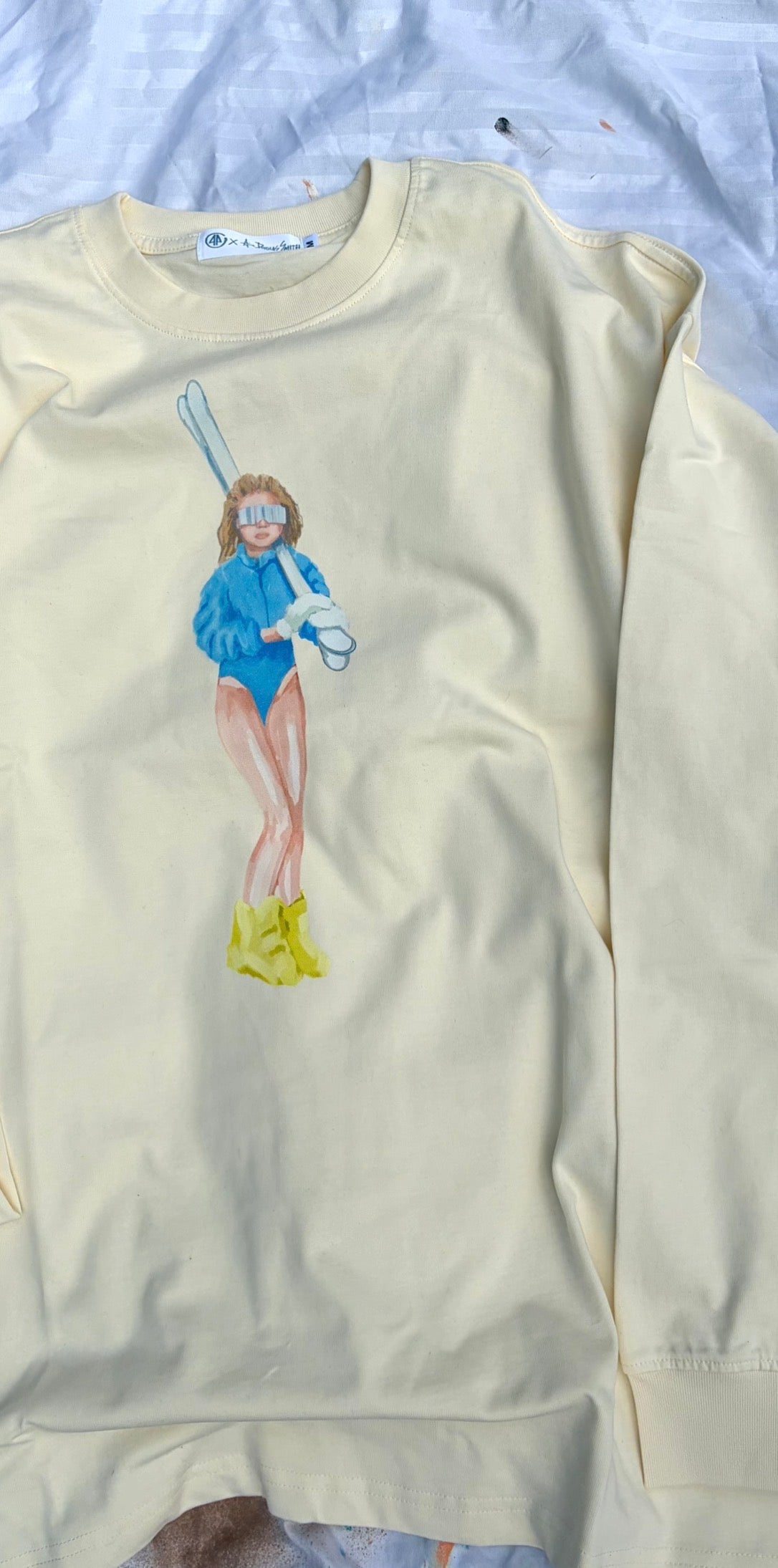 Victoria Tee